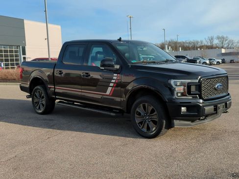 Used 2018 Ford F150 Lariat w/ Equipment Group 502A Luxury image 2