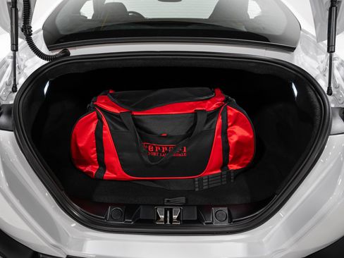 Used 2022 Ferrari Roma RWD image 61