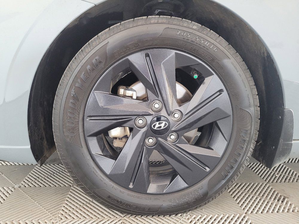 Used 2021 Hyundai Elantra SEL w/ Convenience Package FWD image 31