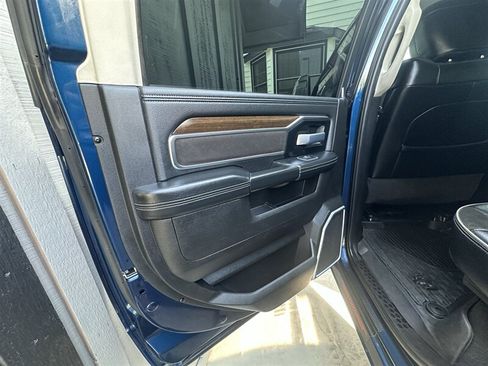 Used 2024 RAM 2500 Laramie w/ Towing Technology Group AWD/4WD image 55
