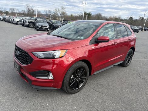 Used 2024 Ford Edge ST-Line image 8