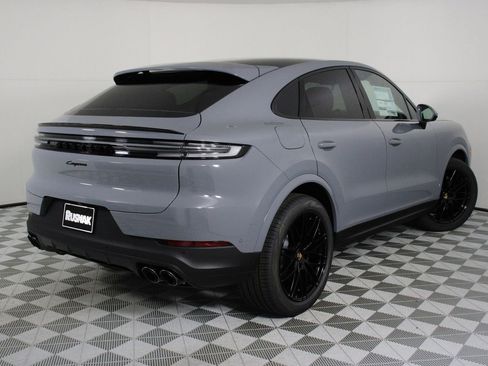 New 2026 Porsche Cayenne Coupe image 7