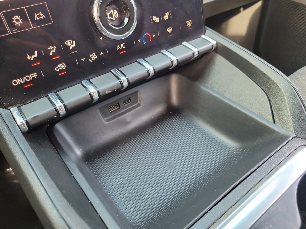 Used 2025 GMC Terrain Elevation AWD/4WD image 12