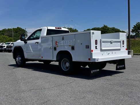 New 2025 GMC Sierra 3500 Pro w/ Convenience Package RWD image 7