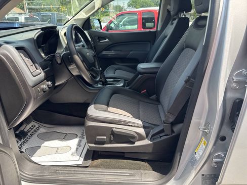 Used 2017 Chevrolet Colorado Z71 AWD/4WD image 13