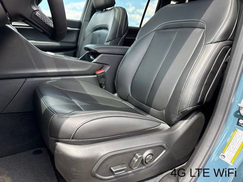 New 2026 Jeep Grand Cherokee Limited w/ Limited Altitude Package AWD/4WD image 6