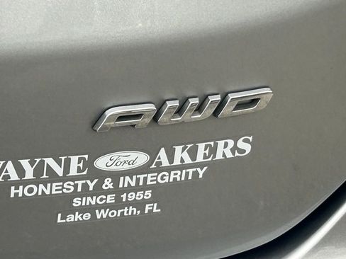 Used 2022 Ford Edge Titanium image 20