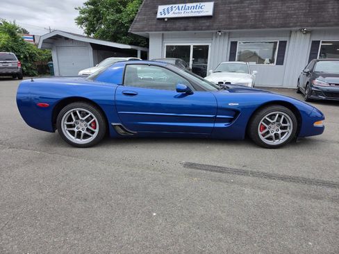 Used 2002 Chevrolet Corvette Z06 w/ Memory Pkg RWD image 6