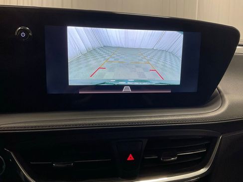 Used 2024 Buick Encore GX Sport Touring image 7