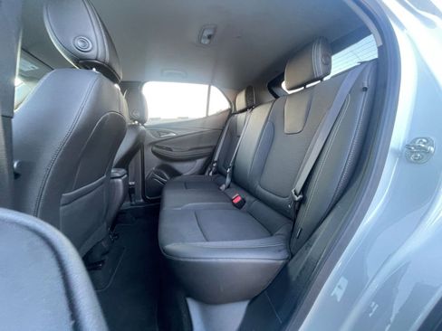 Used 2025 Buick Encore GX Preferred image 20