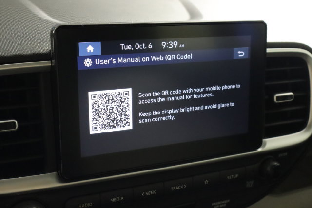Used 2024 Hyundai Venue SEL FWD image 31