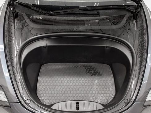 Used 2018 Tesla Model 3 Long Range RWD image 3