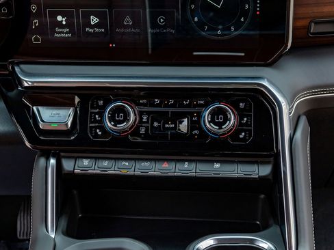 Used 2026 GMC Sierra 3500 Denali Ultimate image 27