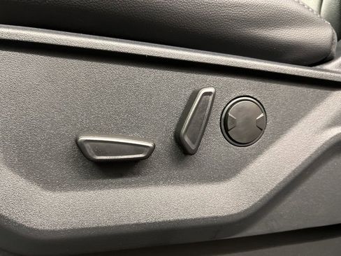 New 2026 Ford F150 Lariat w/ Equipment Group 501A Mid image 28