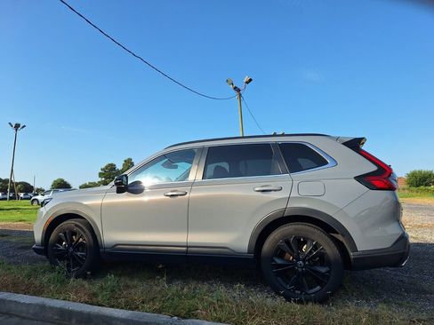 Certified 2025 Honda CR-V Sport Touring image 6