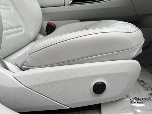 Certified 2023 Mercedes-Benz EQE AMG 4MATIC Sedan image 29