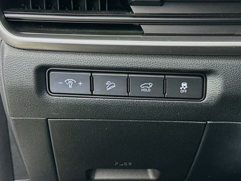 Used 2025 Kia Telluride S image 16