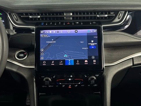 Used 2023 Jeep Grand Cherokee 4WD 4xe image 23