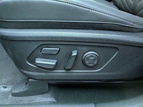 Used 2025 Kia Sorento SX Prestige image 15