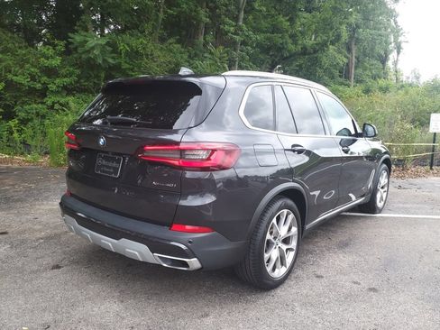 Used 2022 BMW X5 xDrive40i w/ Executive Package AWD/4WD image 7