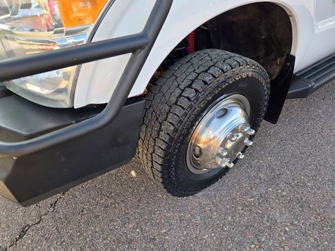 Used 2015 Ford F350 XLT image 4