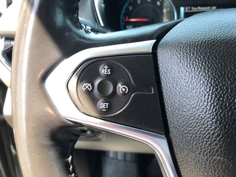 Used 2018 Chevrolet Traverse LT AWD/4WD image 11