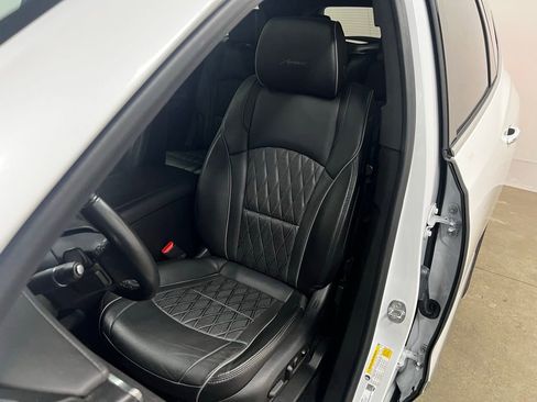 Certified 2023 Buick Enclave Avenir w/ Trailering Package, 5000 lbs. image 36