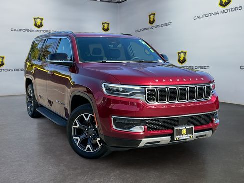 Used 2024 Jeep Wagoneer Series III AWD/4WD image 3