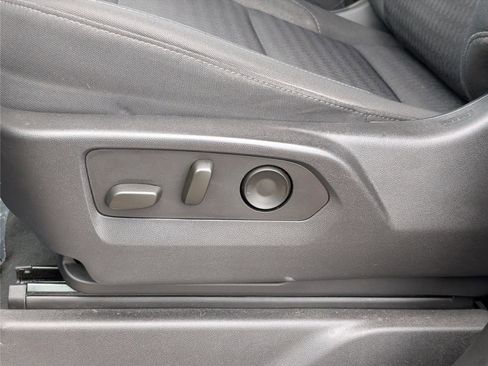 Used 2023 GMC Sierra 1500 Elevation image 12