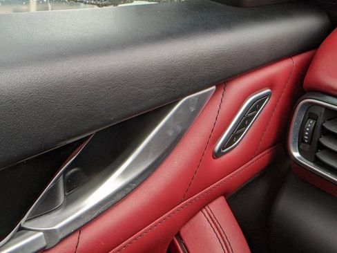 Used 2019 Maserati Levante S image 27