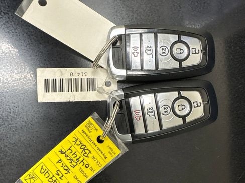Certified 2025 Ford Escape ST-Line w/ Tech Pack #1 AWD/4WD image 37
