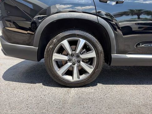 Used 2023 Honda Pilot Elite image 32