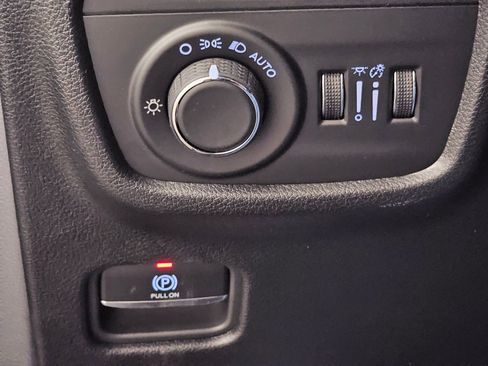 New 2025 Jeep Grand Cherokee 4WD image 24