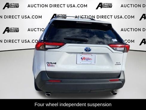Used 2022 Toyota RAV4 XLE image 6