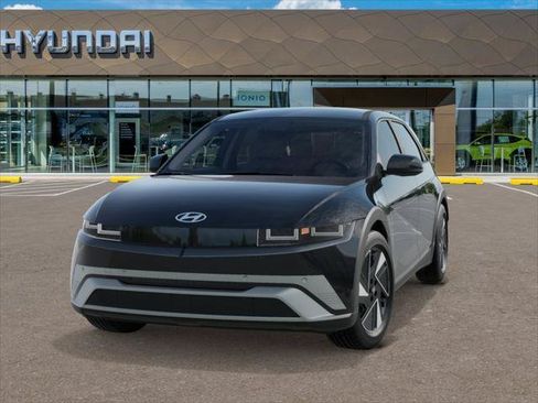 New 2026 Hyundai Ioniq 5 SEL RWD image 6