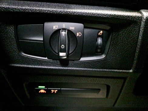 Used 2017 BMW M2 image 26