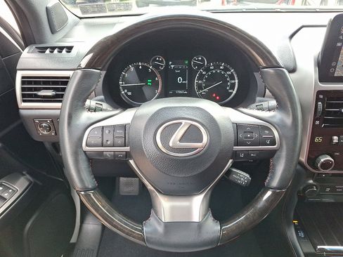 Used 2023 Lexus GX 460 Premium image 23