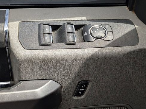 Used 2020 Ford F250 XLT AWD/4WD image 7