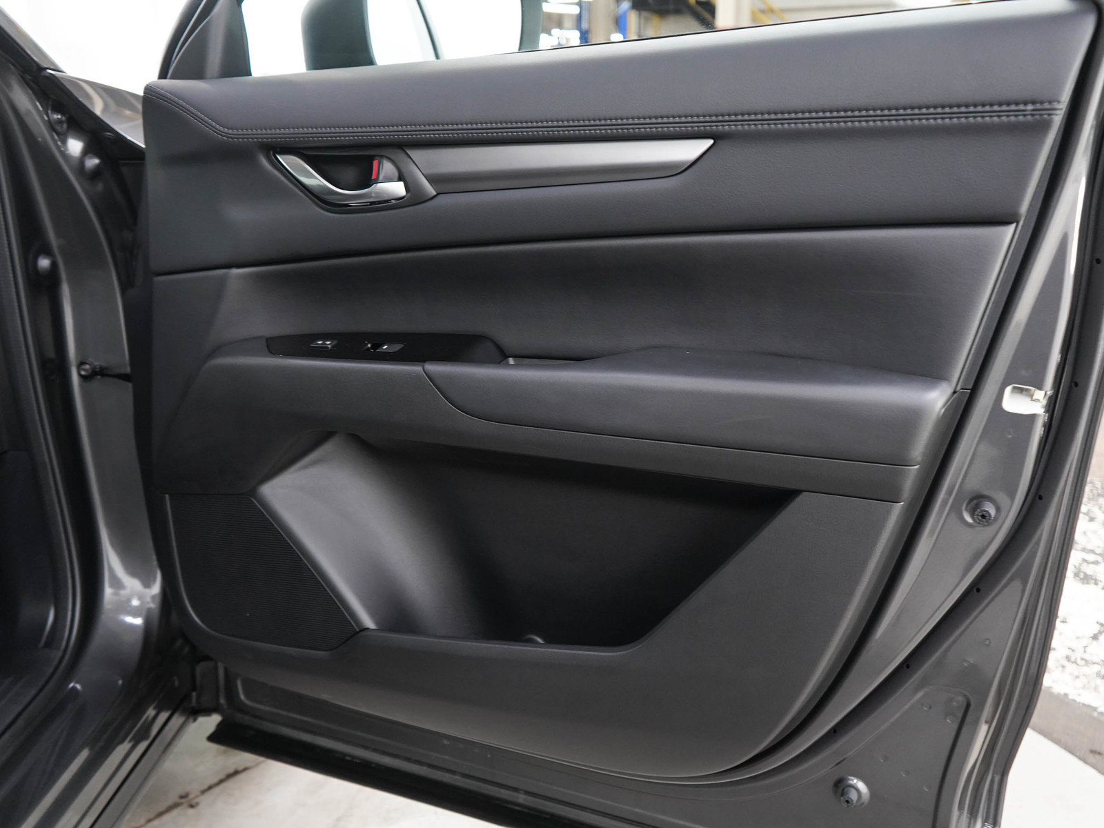 Used 2025 MAZDA CX-5 AWD 2.5 S w/ Preferred Package image 9