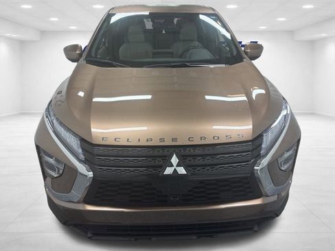 Used 2024 Mitsubishi Eclipse Cross SE image 2