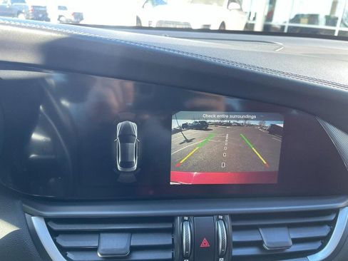 Used 2022 Alfa Romeo Giulia Veloce image 29