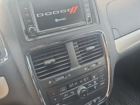 Used 2016 Dodge Grand Caravan R/T w/ Mopar Premium Addition Group FWD image 12