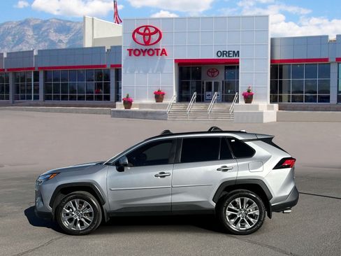 Used 2024 Toyota RAV4 XLE Premium w/ Weather Package AWD/4WD image 6