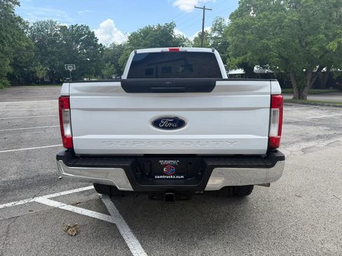 Used 2017 Ford F250 XLT AWD/4WD image 6