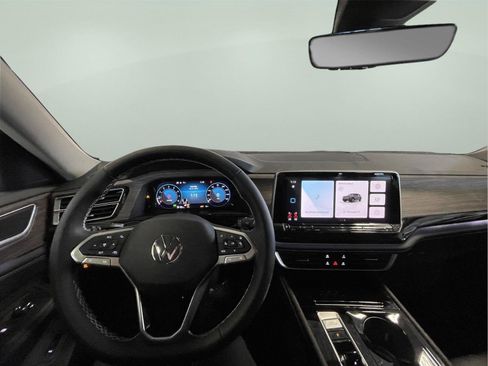 New 2026 Volkswagen Atlas SEL AWD/4WD image 11