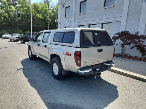 Used 2005 Chevrolet Colorado LS RWD image 3