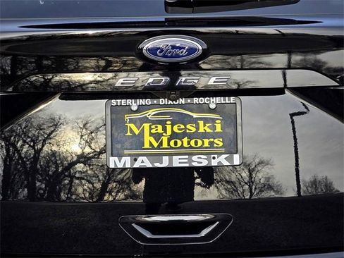 Used 2021 Ford Edge SEL w/ Convenience Package image 13