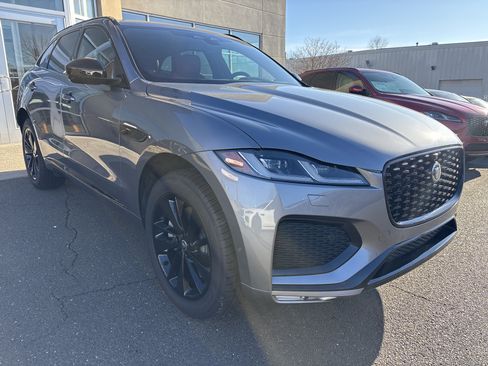 Used 2026 Jaguar F-PACE R-Dynamic S image 10