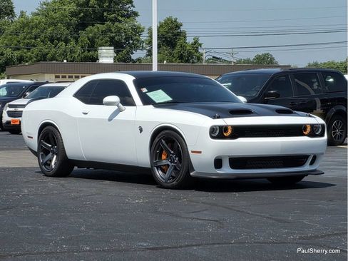 Used 2022 Dodge Challenger SRT Hellcat Redeye RWD image 6