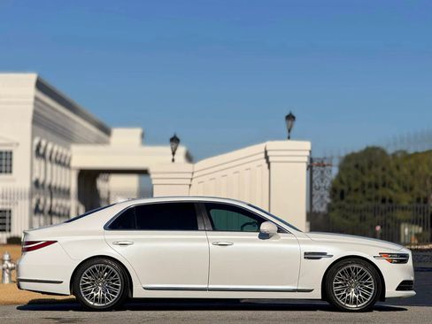 Used 2021 Genesis G90 5.0 Ultimate image 6